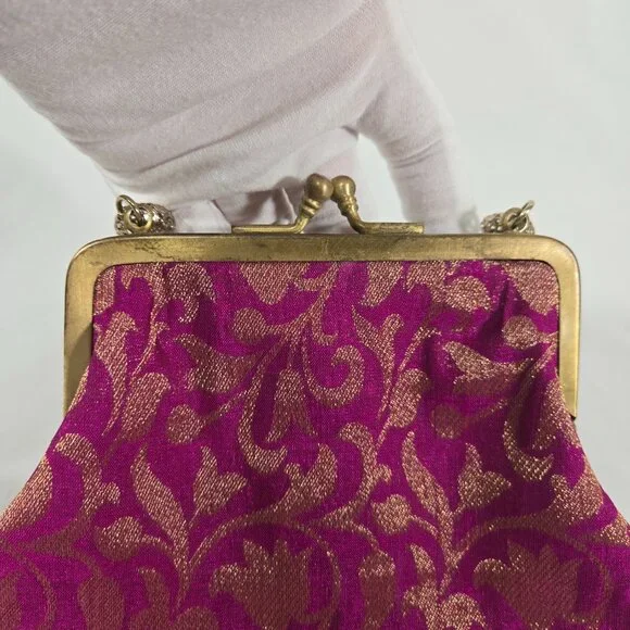 VINTAGE - ANTIQUE Bridgerton Hipster FUCHSIA Embellished Gold Details Clutch Bag - Picture 15 of 17